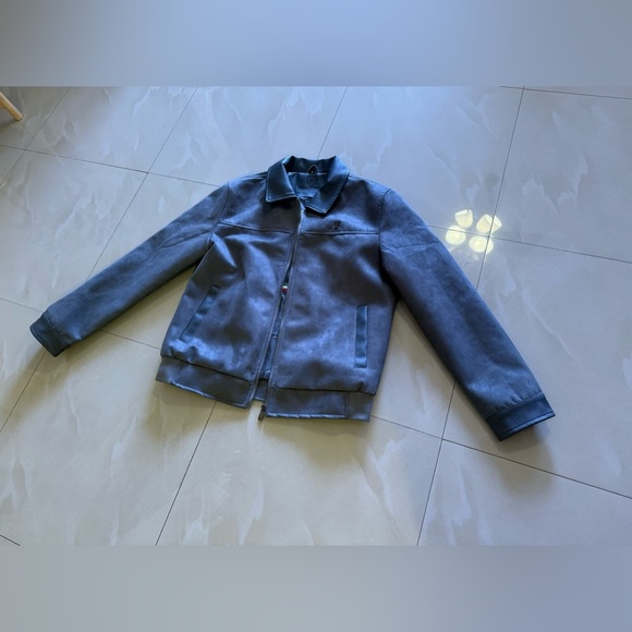 FERRARI F COLLECTIONS — MADE IN ITALY, FAUX LEATHER, SUEDE, GREY, LUXURY JACKET - Picture 5 of 16